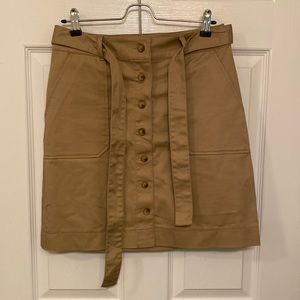 Knee length khaki skirt with buttons